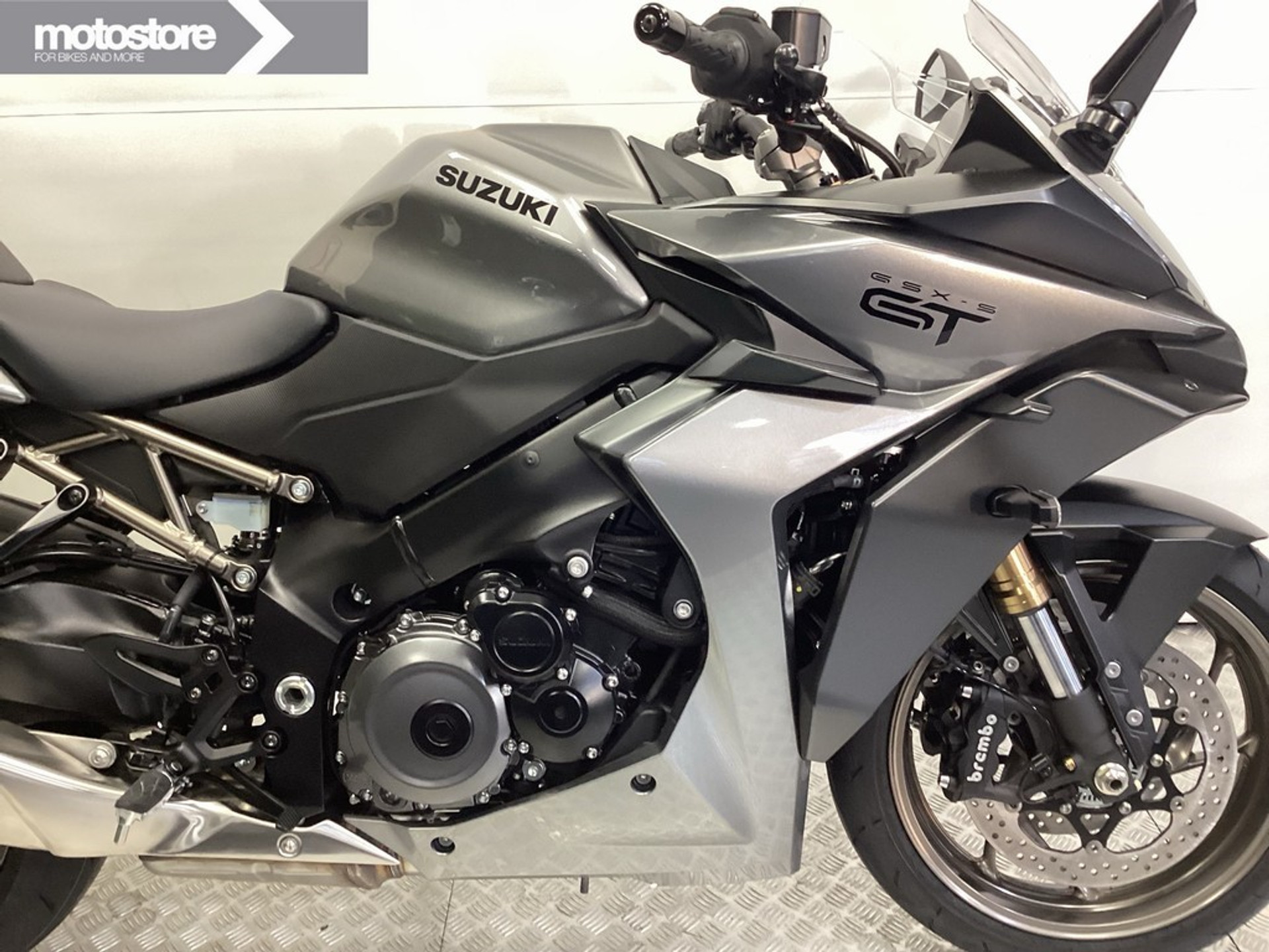 Suzuki GSX-S 1000 GT - Afbeelding 12