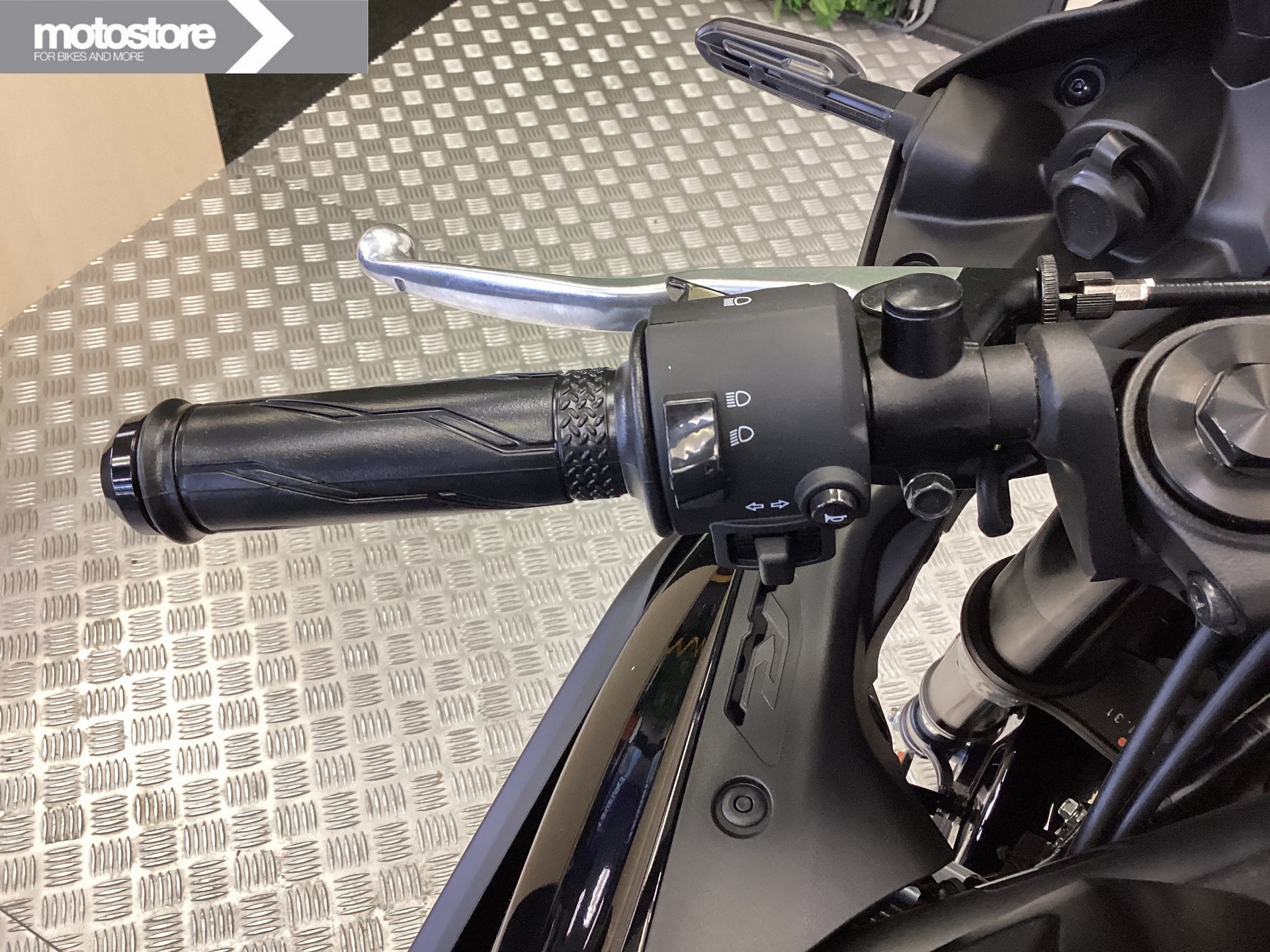 Yamaha YZF-R3 ABS - Afbeelding 11