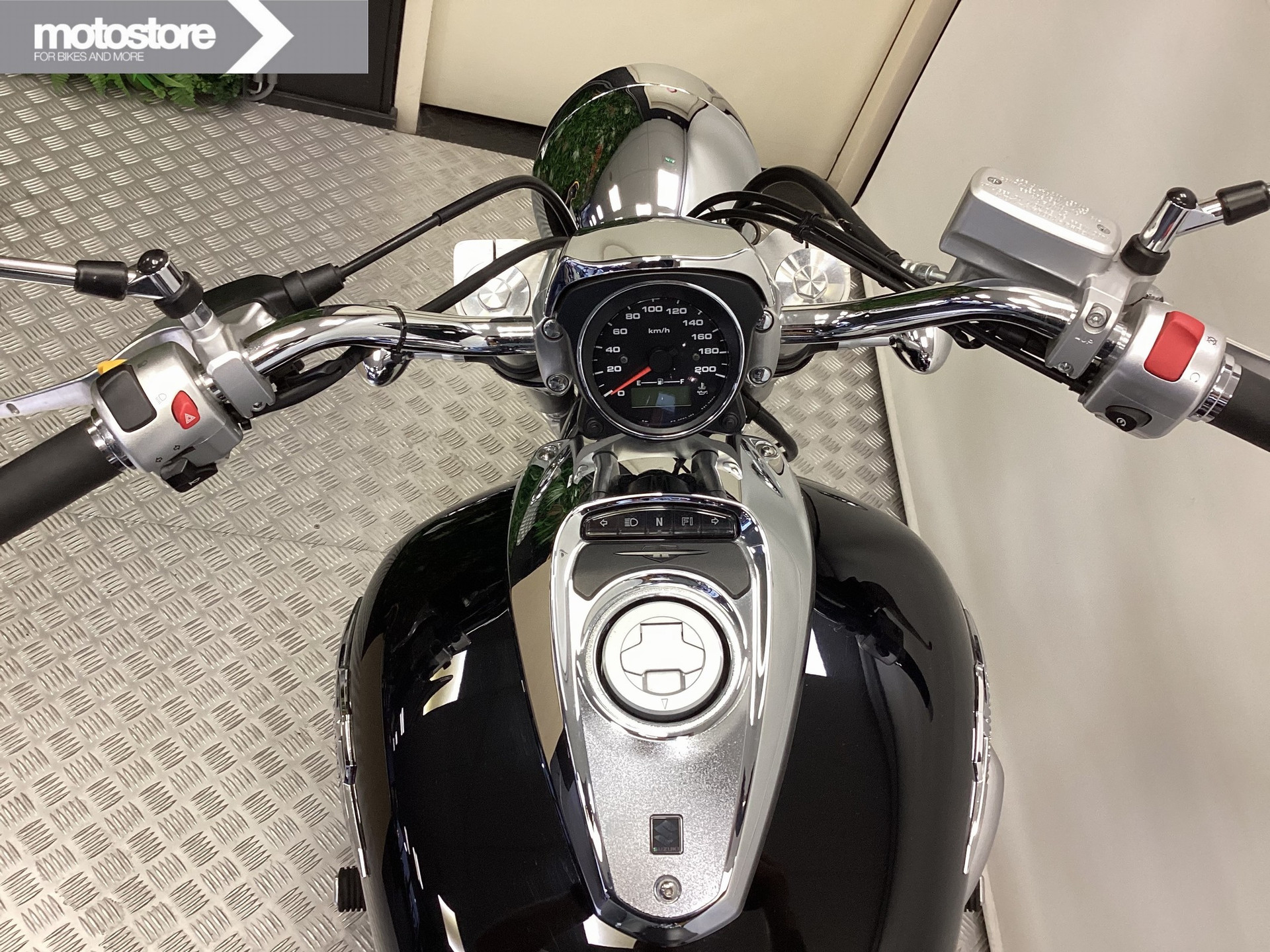 Suzuki M 800 - Afbeelding 10