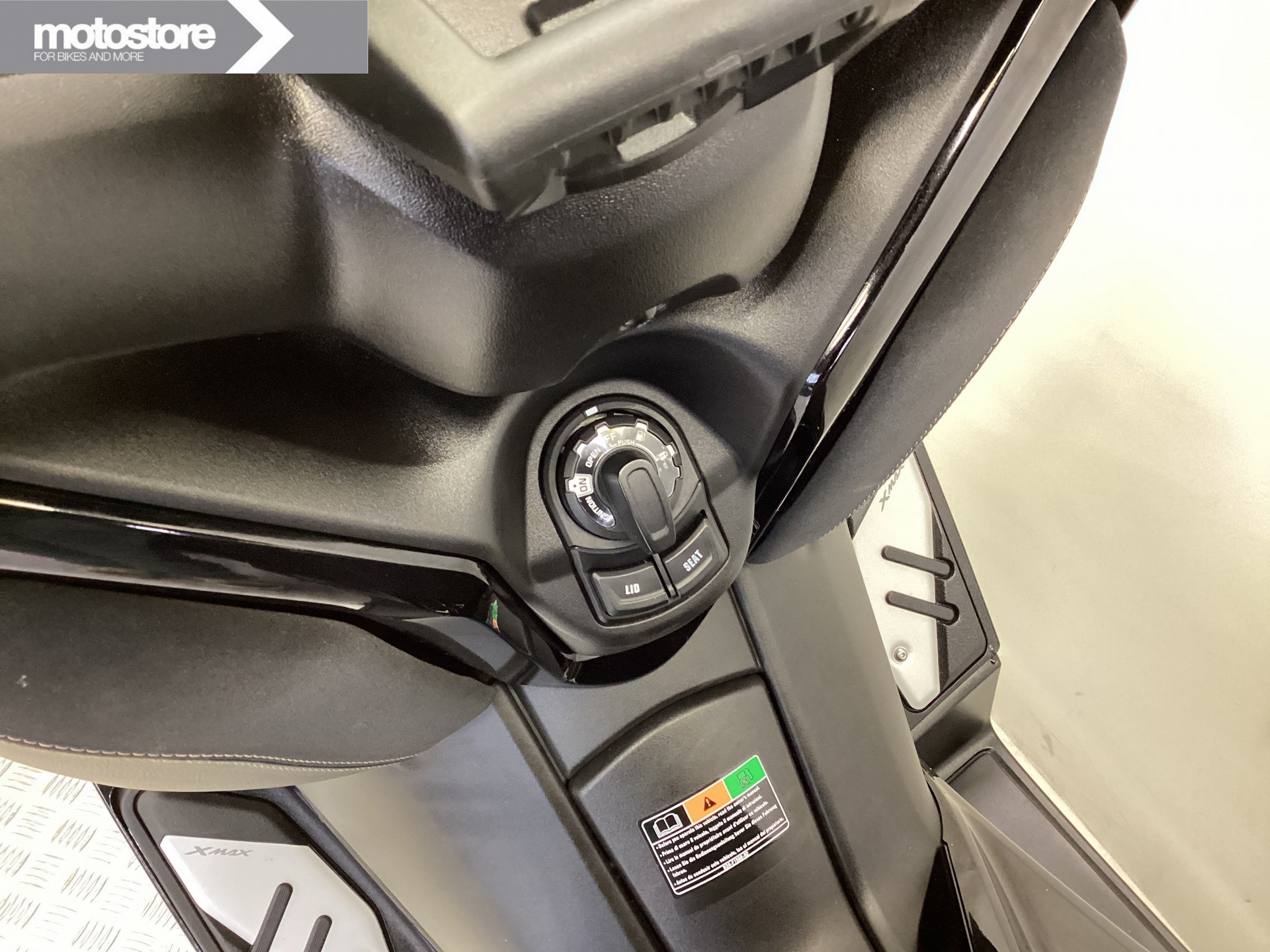 Yamaha X MAX 300 TECH MAX - Afbeelding 11