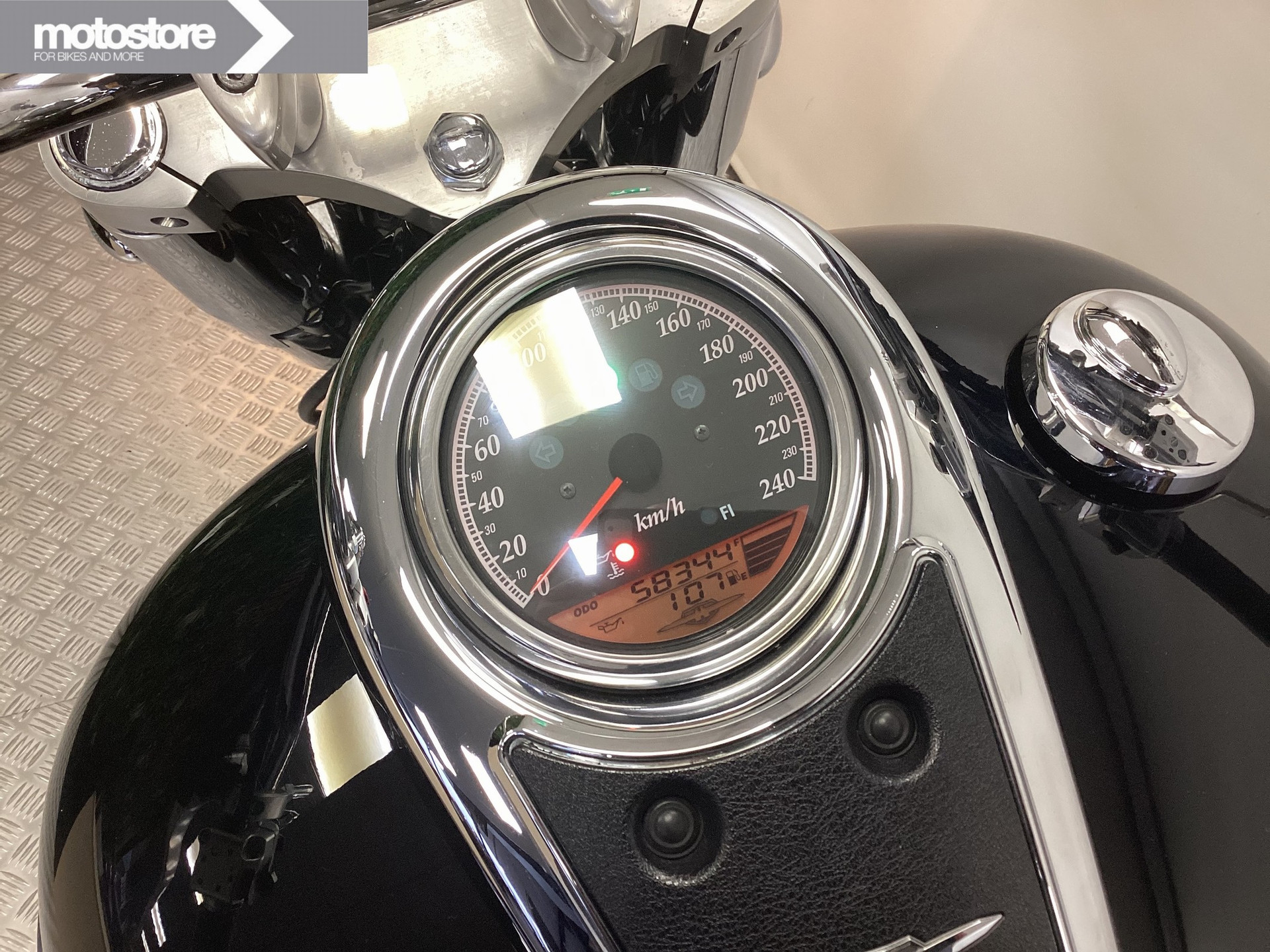Suzuki Intruder C1800R - Afbeelding 10