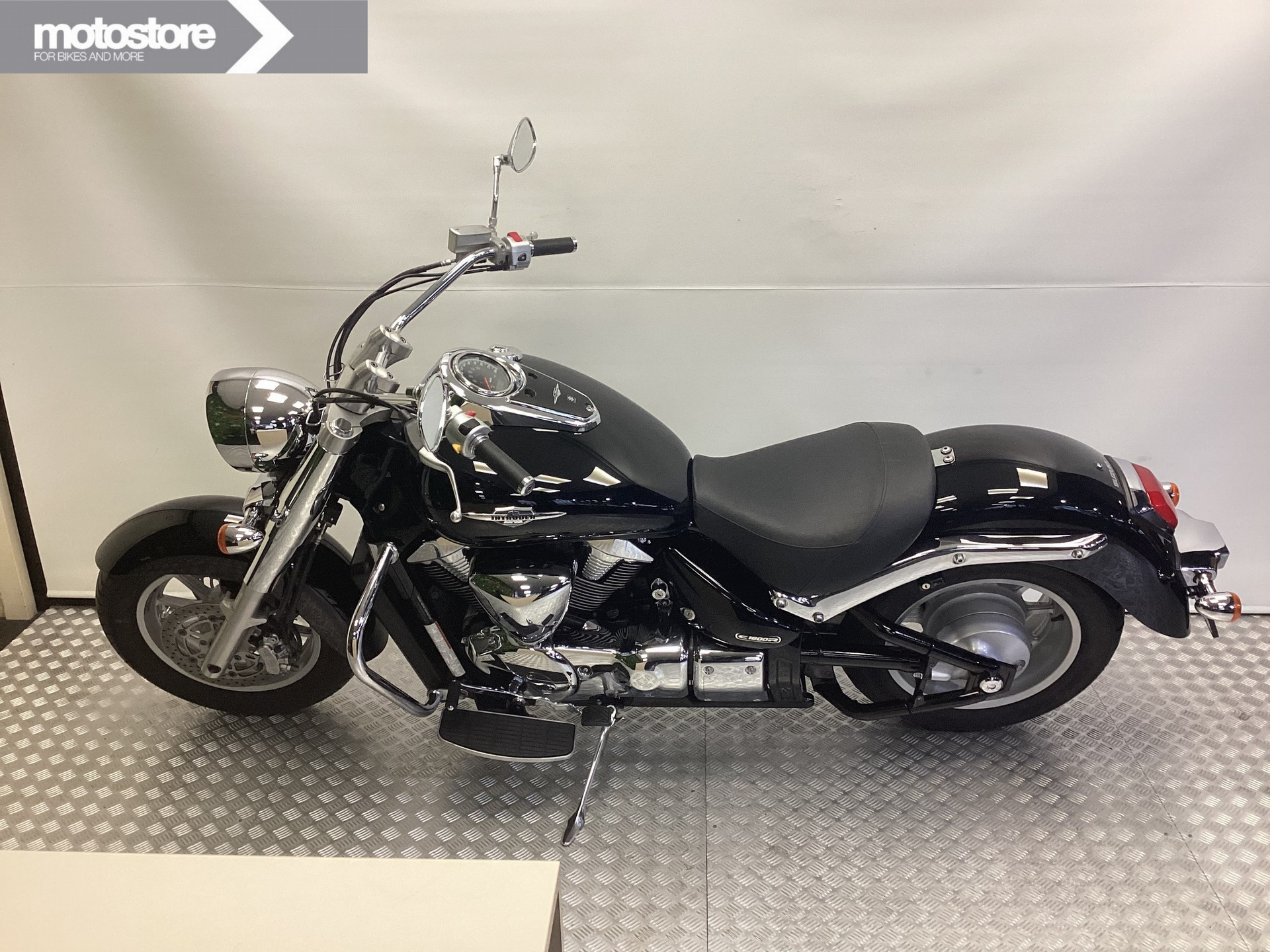 Suzuki Intruder C1800R - Afbeelding 14