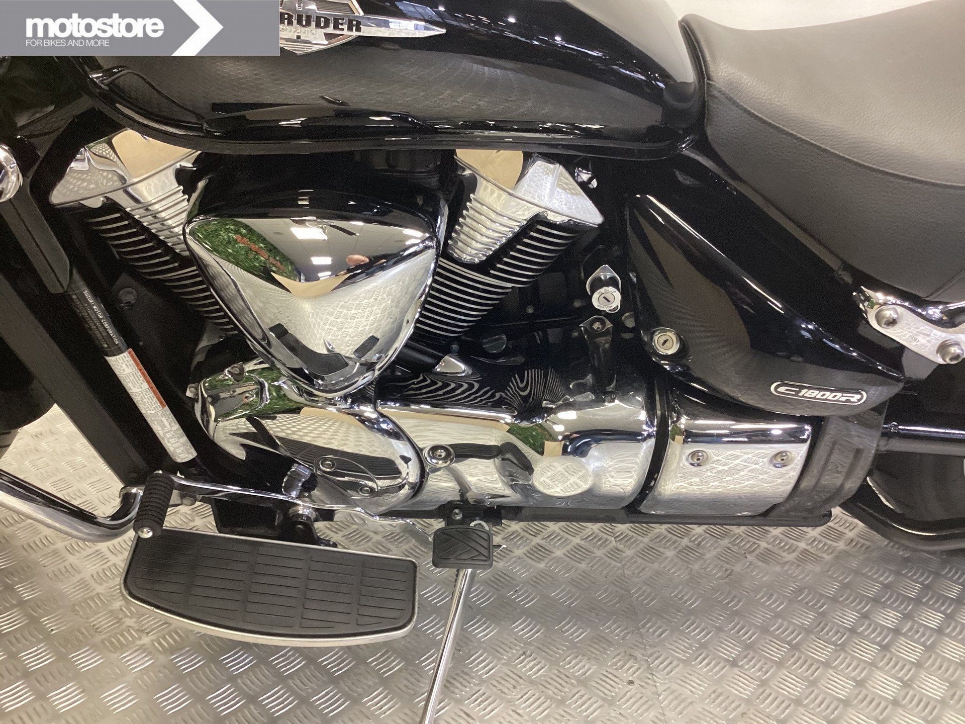 Suzuki Intruder C1800R - Afbeelding 15