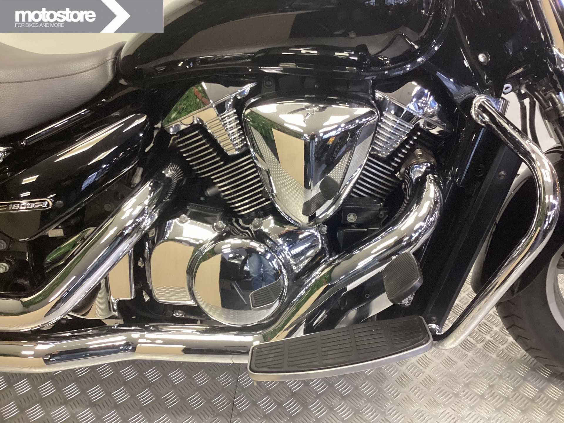 Suzuki Intruder C1800R - Afbeelding 2