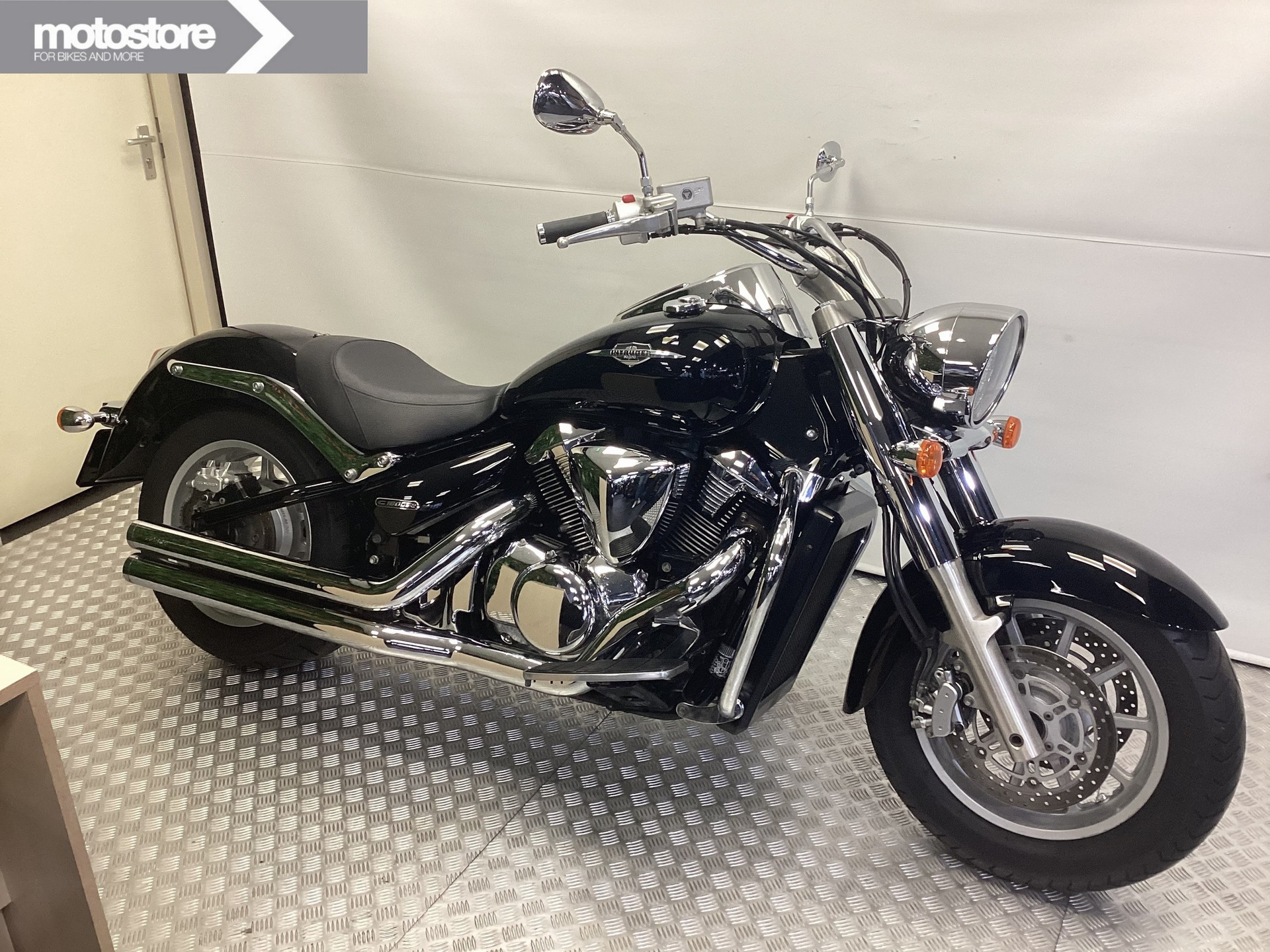 Suzuki Intruder C1800R - Afbeelding 3
