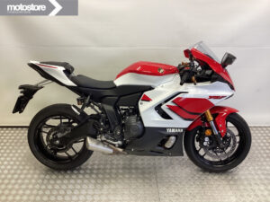 Yamaha YZF-R7