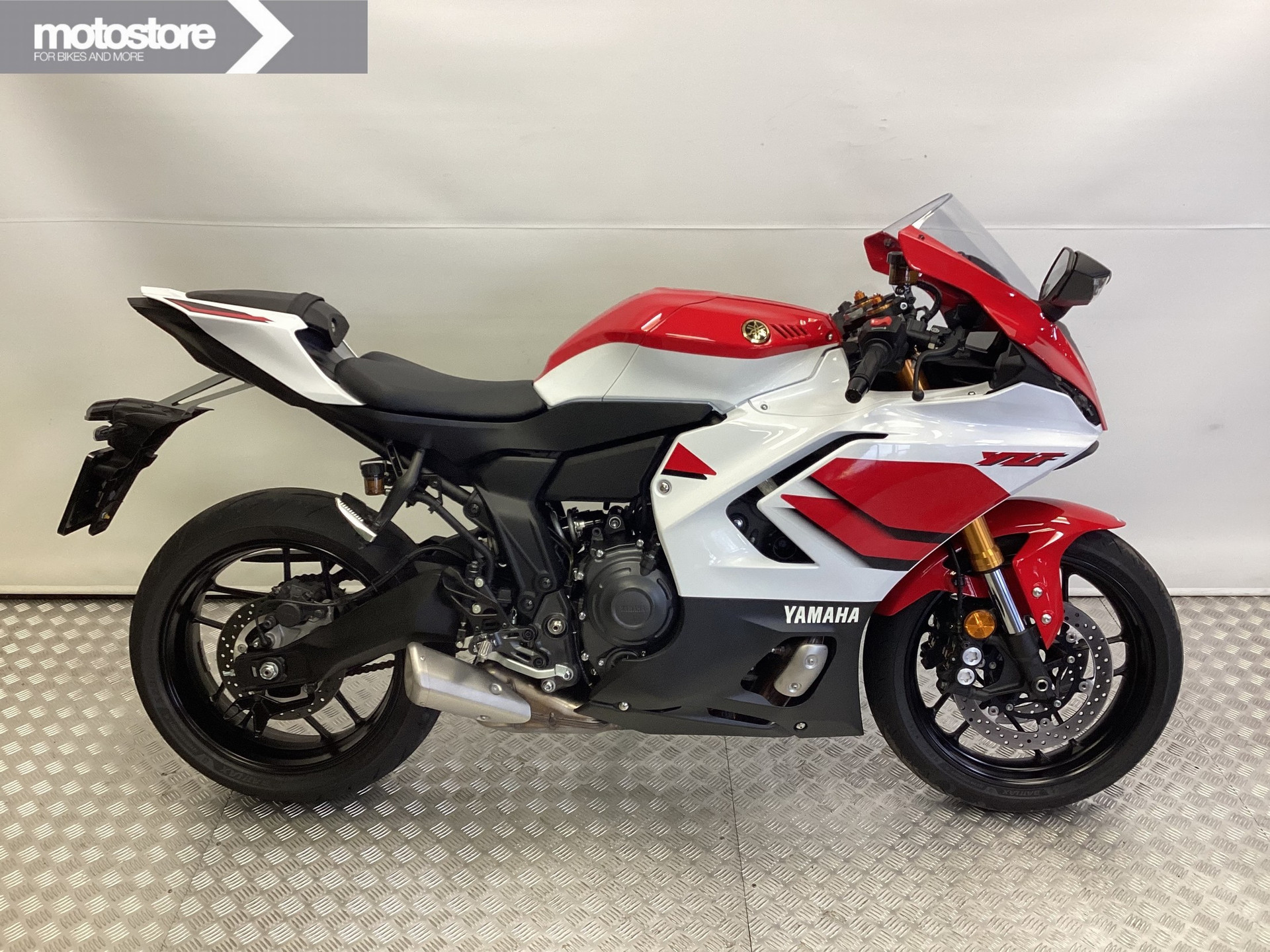 Yamaha YZF-R7