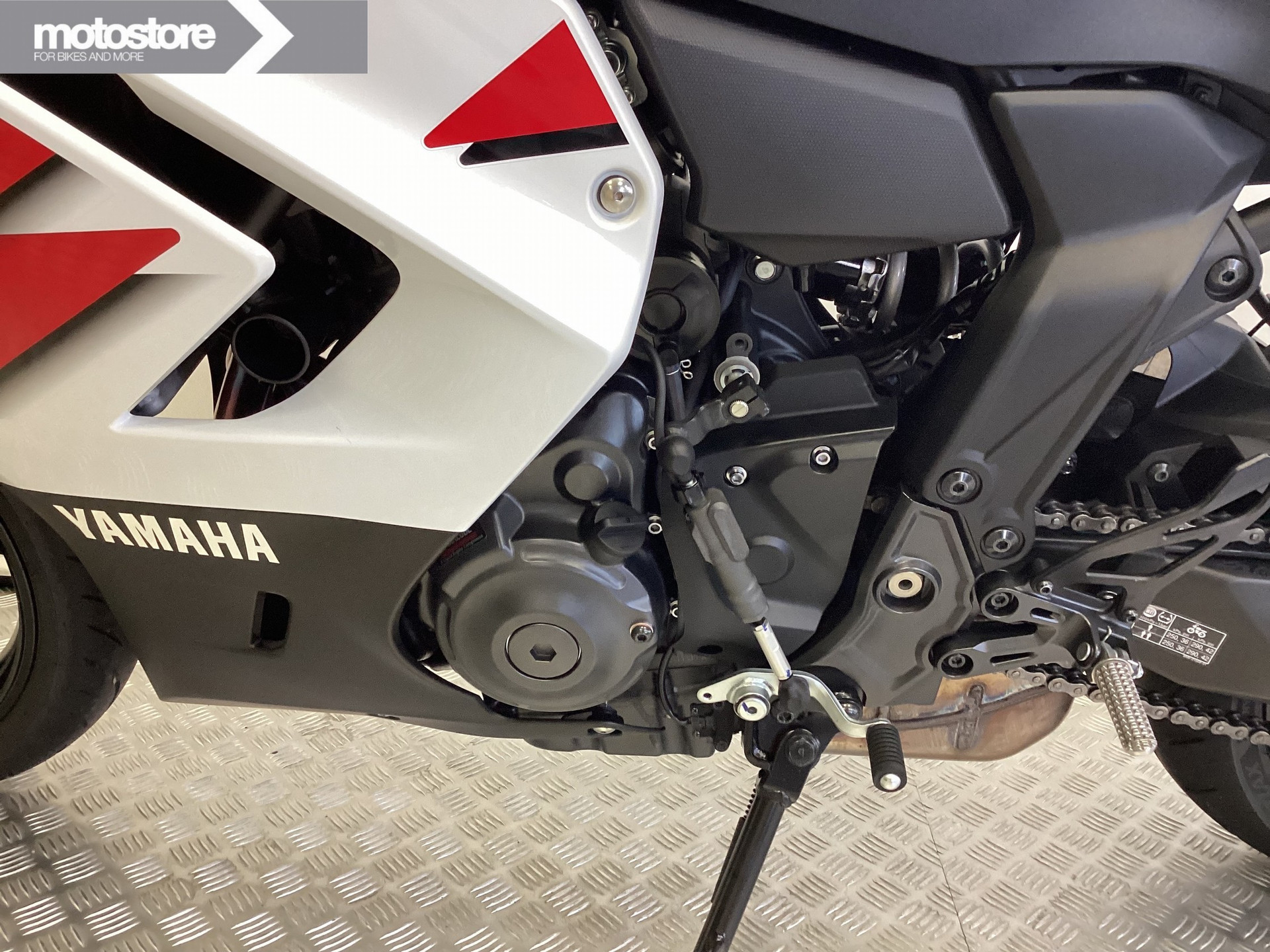Yamaha YZF-R7 - Afbeelding 10